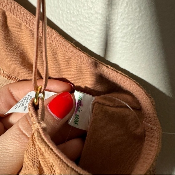 NWT AERIE TAN LACE BRALETTE M - Picture 4 of 4